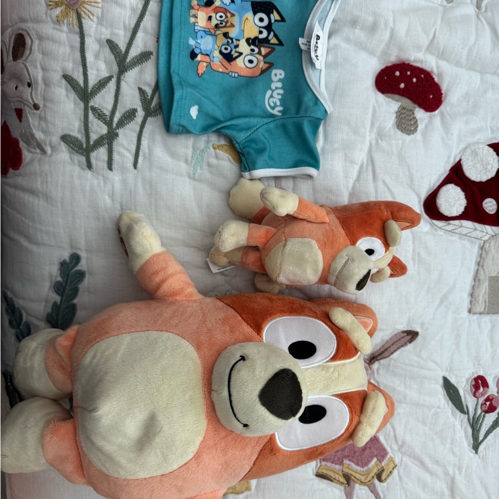 Build-A-Bear Bingo Orange and Cream Plush Pair